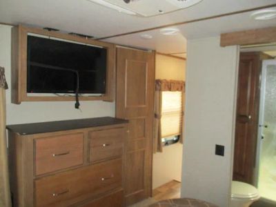 2018 Keystone Laredo - Photo 15