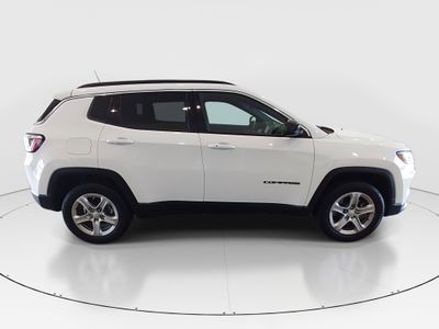 2024 Jeep Compass - Photo 8