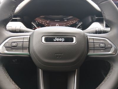 2024 Jeep Compass - Photo 12