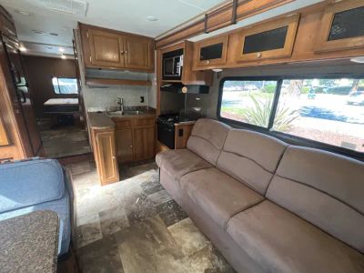 2018 Coachmen LEPRECHAUN - Photo 5
