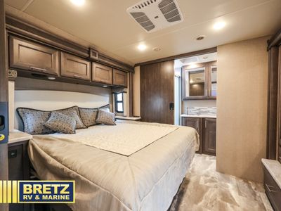 2023 Thor Motor Coach Omni - Photo 20