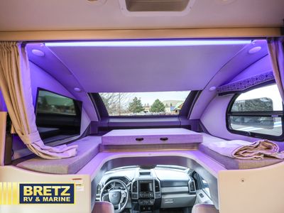 2023 Thor Motor Coach Omni - Photo 12