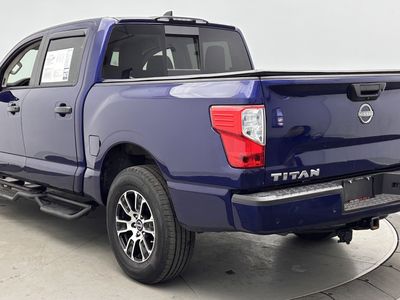 2023 Nissan Titan - Photo 5