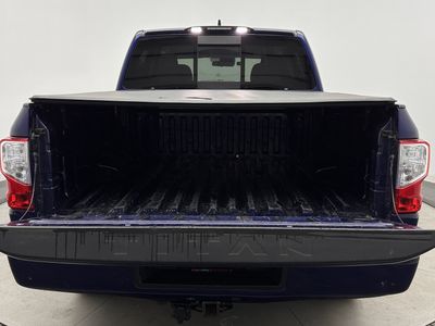 2023 Nissan Titan - Photo 25