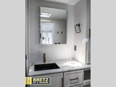 2025 Brinkley Model I - Photo 9
