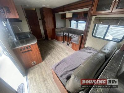 2016 Wilderness 2450FB — photo 8 view