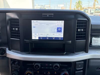 2026 Ford F-350SD — photo 23 view