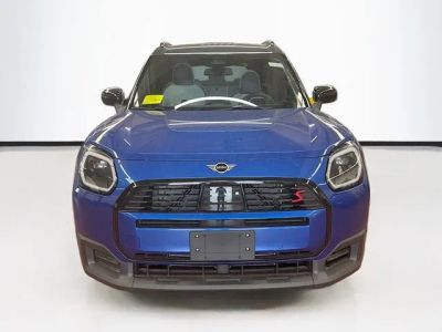 2026 MINI COUNTRYMAN — side profile view