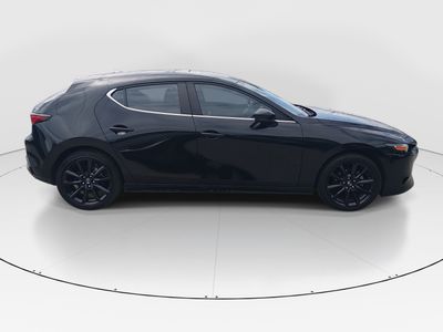 2024 Mazda Mazda3 Hatchback — photo 8 view
