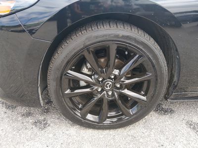 2024 Mazda Mazda3 Hatchback — photo 10 view