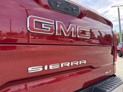 2022 GMC Sierra 1500 — detail view