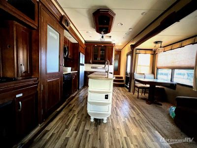 2014 Grand Design Solitude — photo 22 view