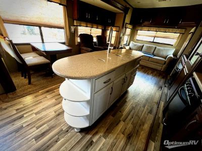 2014 Grand Design Solitude — photo 11 view