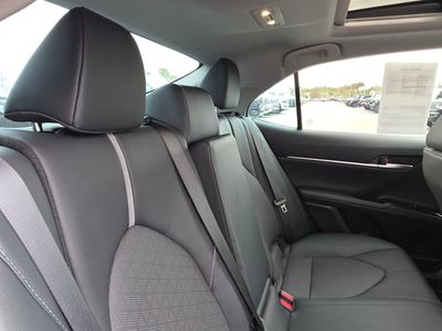2020 Toyota Camry - Photo 14