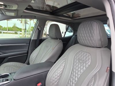 2020 Toyota Camry - Photo 21