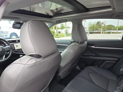 2020 Toyota Camry - Photo 18