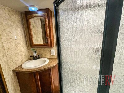 2012 Coachmen Chaparral - Photo 20