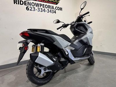 2026 Honda ADV160 - Photo 4