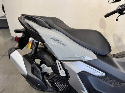 2026 Honda ADV160 - Photo 13