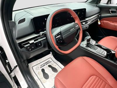 2026 Kia Sportage — photo 9 view