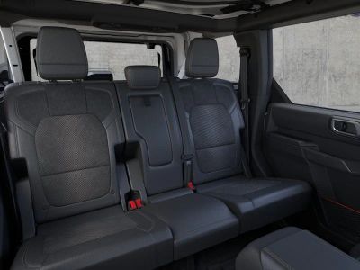2026 Ford Bronco — photo 11 view