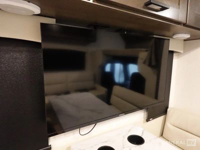 2026 NeXus RV Wraith — photo 15 view