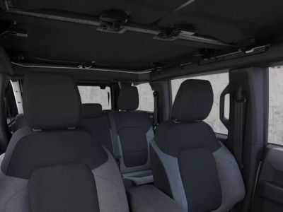 2026 Ford Bronco - Photo 12