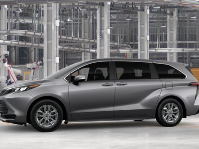 2026 Toyota Sienna - Photo 5