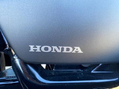 2025 Honda Shadow Phantom ABS - Photo 9