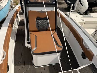 2025 Scarab 235 Open LX Wake - Photo 35