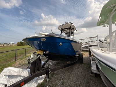 2025 Scarab 235 Open LX Wake - Photo 7