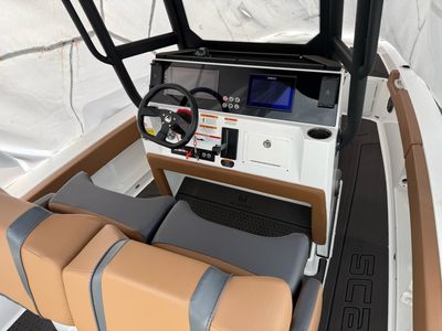 2025 Scarab 235 Open LX Wake - Photo 41
