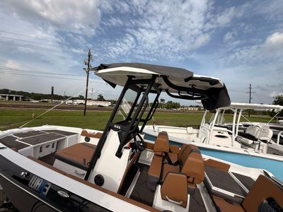 2025 Scarab 235 Open LX Wake - Photo 11