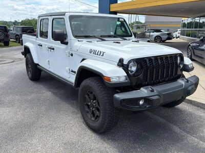 2021 Jeep Gladiator — rear three-quarter view