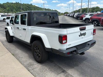 2021 Jeep Gladiator — detail view