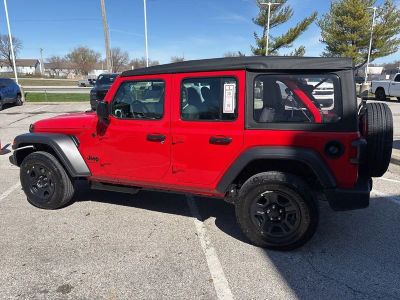 2026 Jeep Wrangler - Photo 18