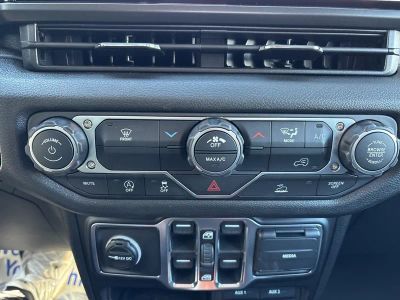 2026 Jeep Wrangler - Photo 4