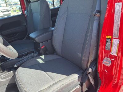 2026 Jeep Wrangler - Photo 57