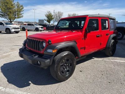 2026 Jeep Wrangler - Photo 13