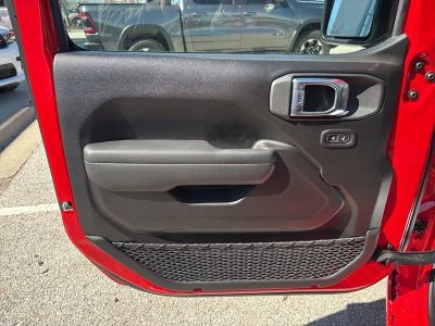 2026 Jeep Wrangler - Photo 54