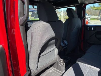 2026 Jeep Wrangler - Photo 39