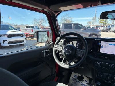 2026 Jeep Wrangler - Photo 47