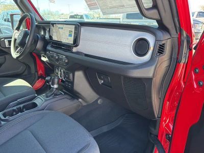 2026 Jeep Wrangler - Photo 50