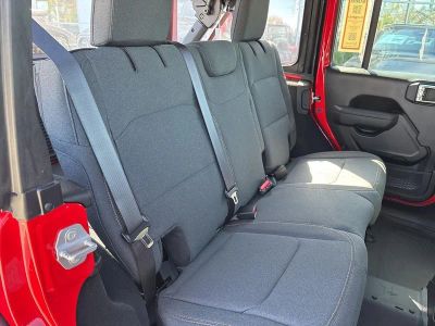 2026 Jeep Wrangler - Photo 45