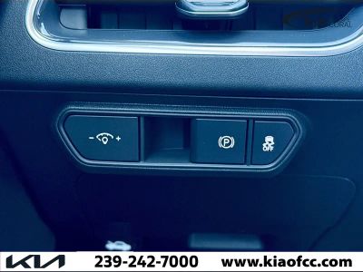 2025 Kia K4 — photo 29 view