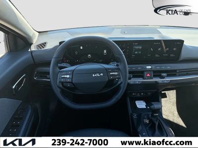 2025 Kia K4 — photo 15 view