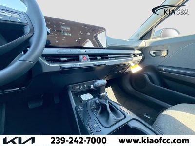 2025 Kia K4 — photo 23 view