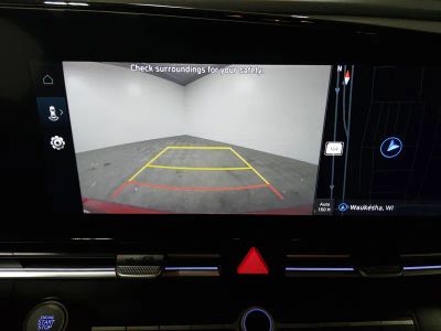 2024 Hyundai Elantra - Photo 16