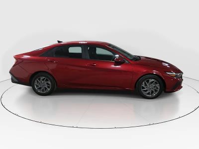 2024 Hyundai Elantra - Photo 8