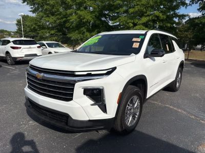 2025 Chevrolet Traverse - Photo 8